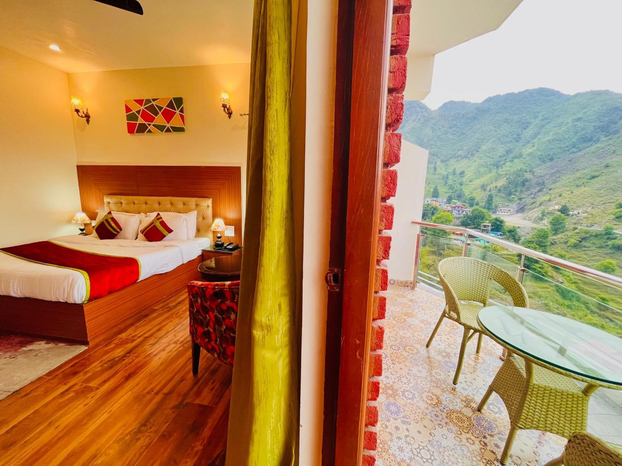 The Kempty Osasis - A Boutique Resort With Scenic Mountain View In موسوري المظهر الخارجي الصورة